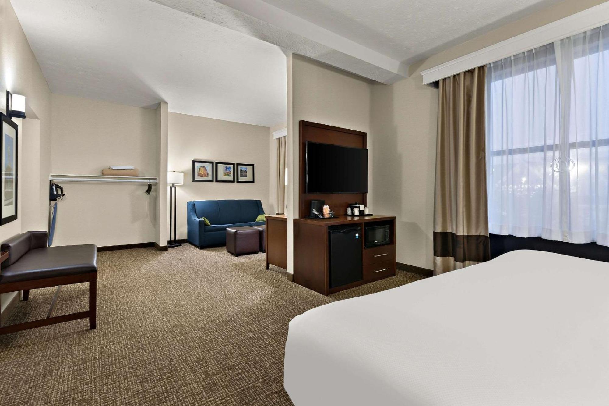 Comfort Suites Nashville Exterior foto