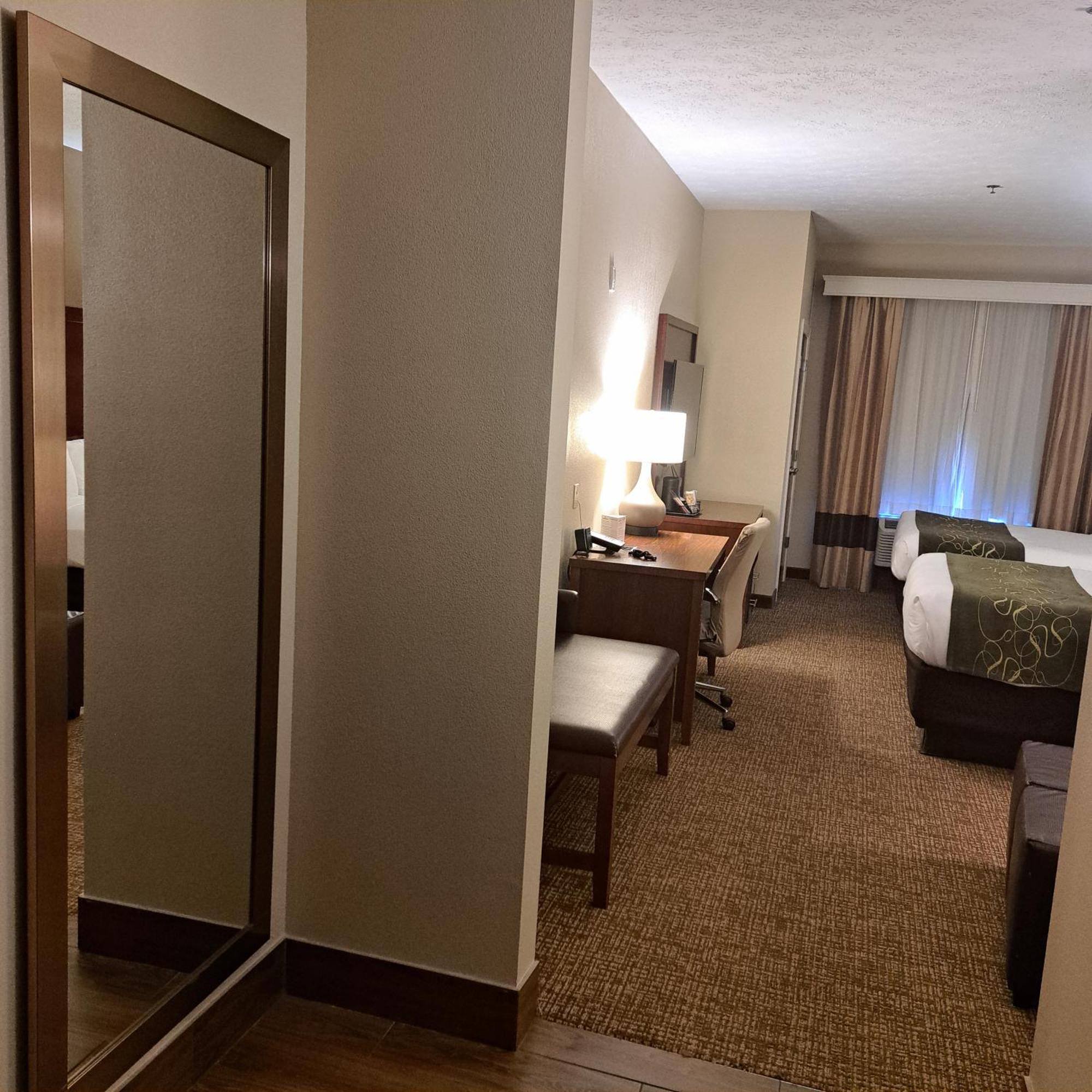 Comfort Suites Nashville Exterior foto